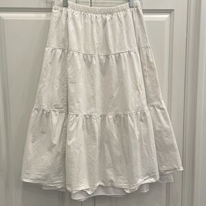White skirt 18y
